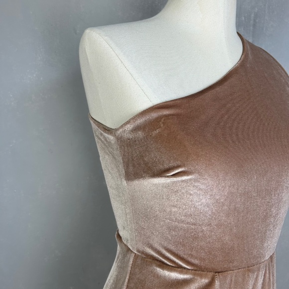 Baltic Born size M Tatiana velvet maxi dress one shoulder tan side slit - Picture 5 of 11
